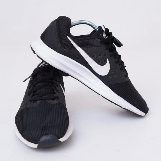 Black Runners