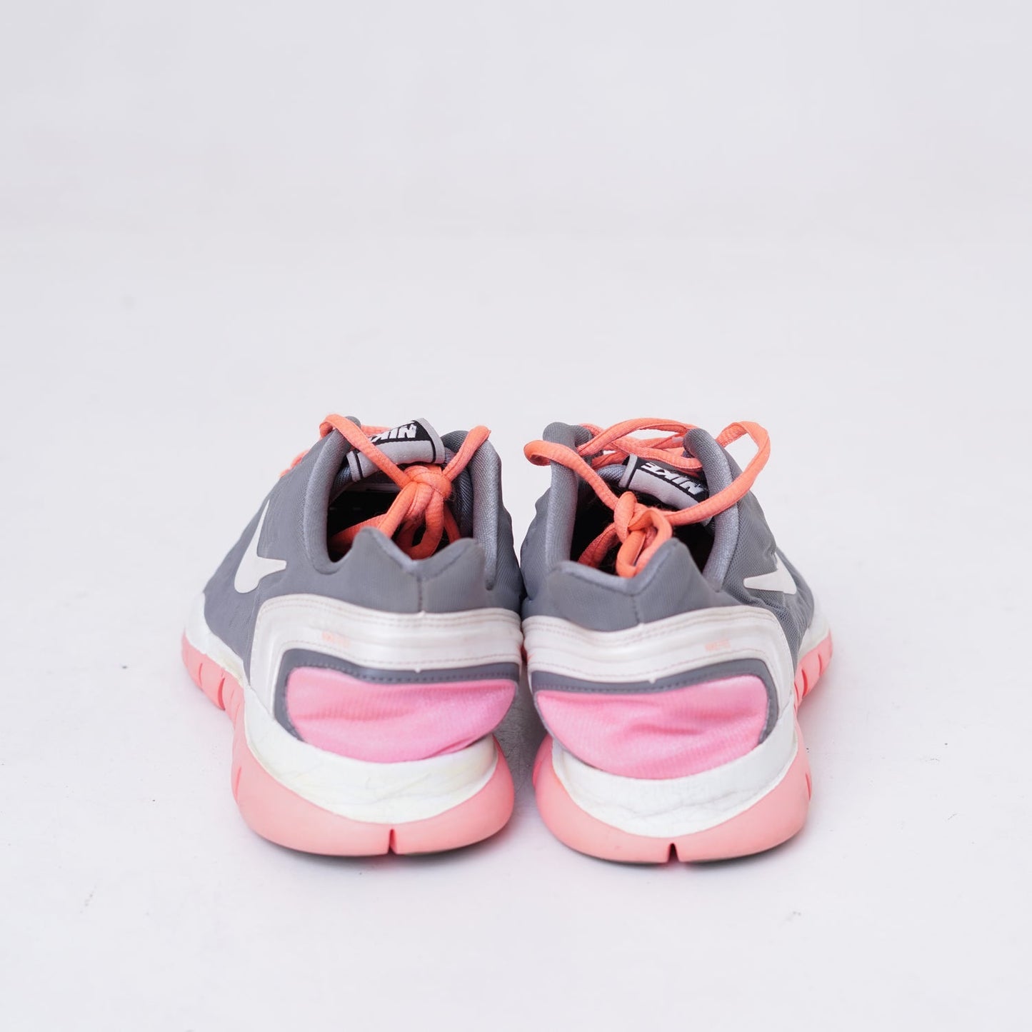 Nike TR Fit 3 "Gray Peach White" WMNS