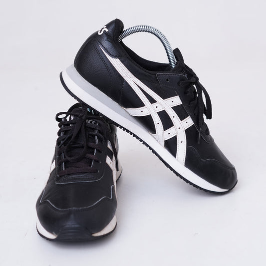 Black Running Shoes