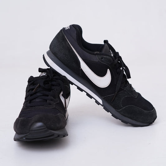 Black Sneakers