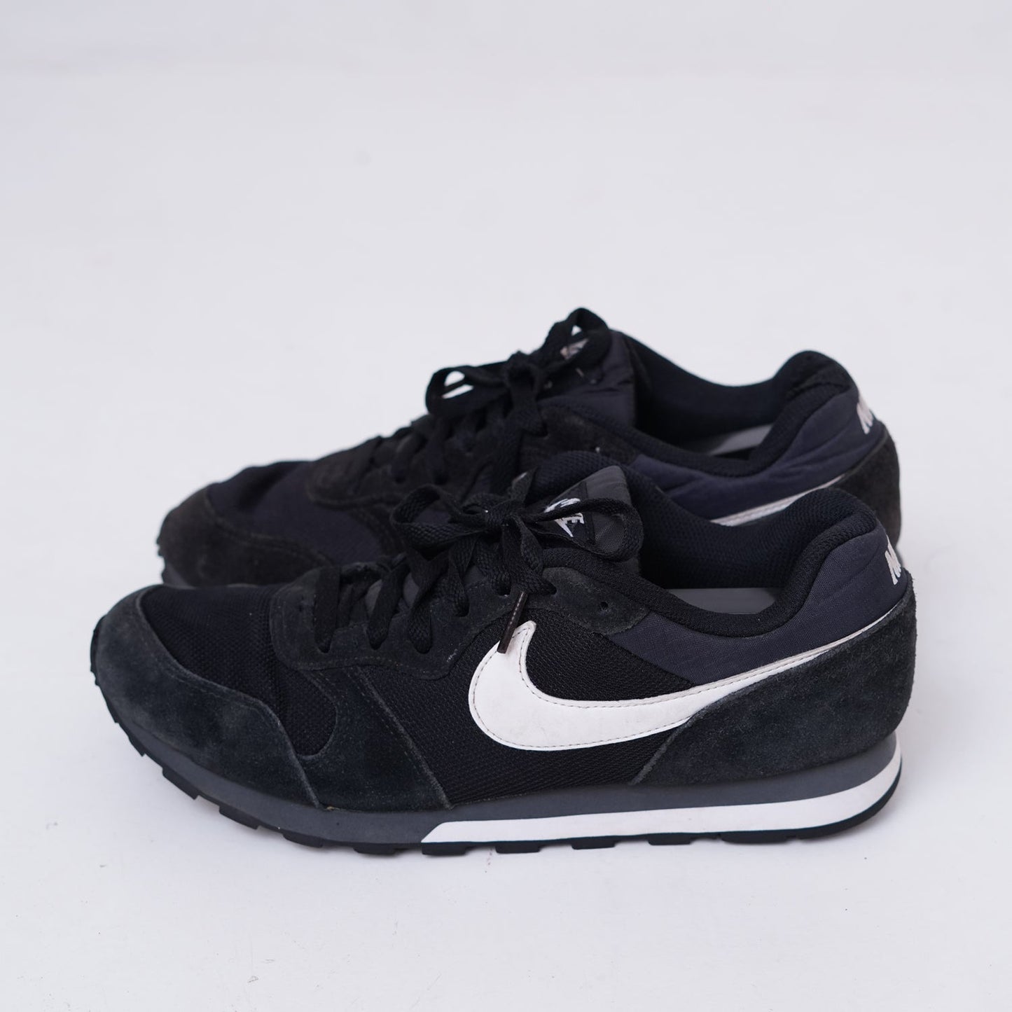 Nike MD Runner 2