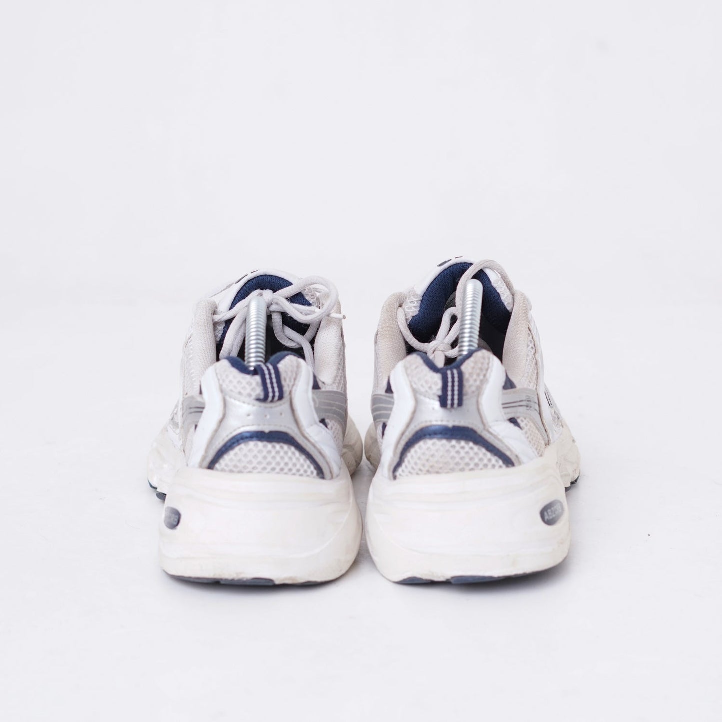 New Balance 530s