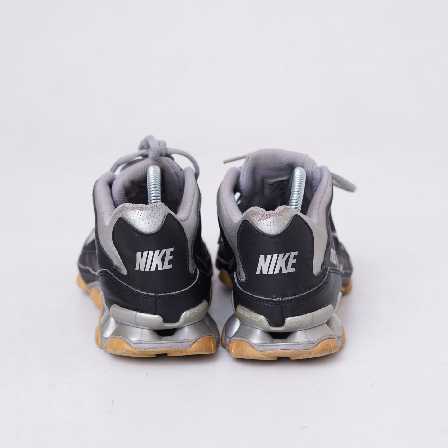 Nike Reax 8 TR "Black Metallic Silver"