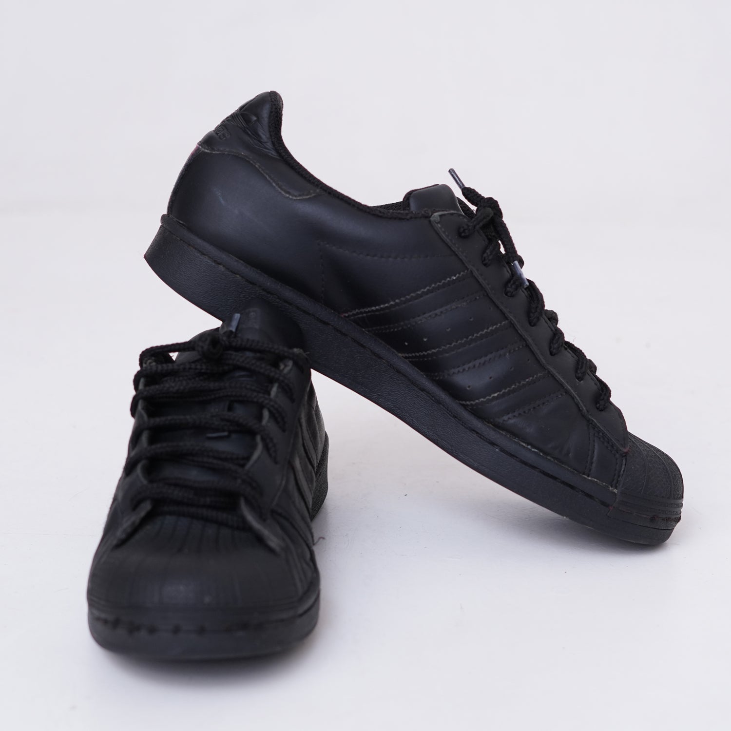Black Sneakers
